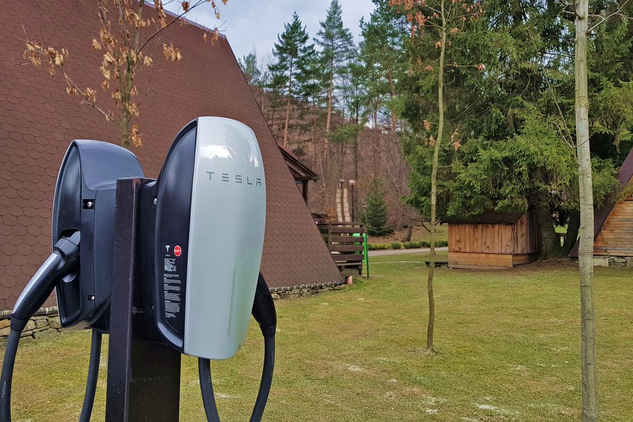Hotel & Spa Czarny Gron ジキ エクステリア 写真
